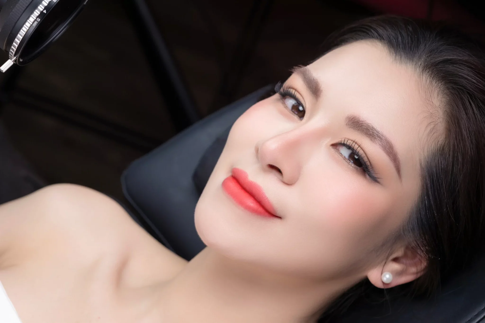 Phun Môi Shine Lips